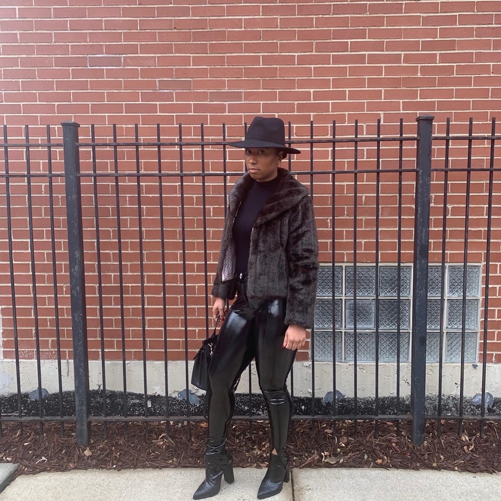 Cropped Brown Fur with Collar